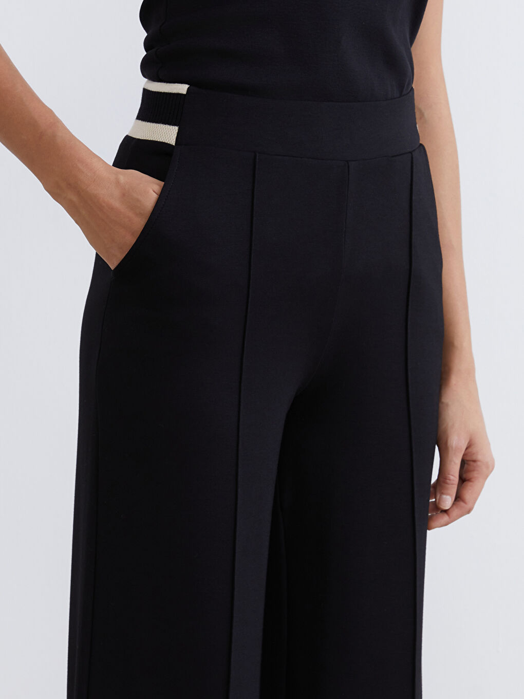 Elastic Waist Wide Leg Women's Trousers-3