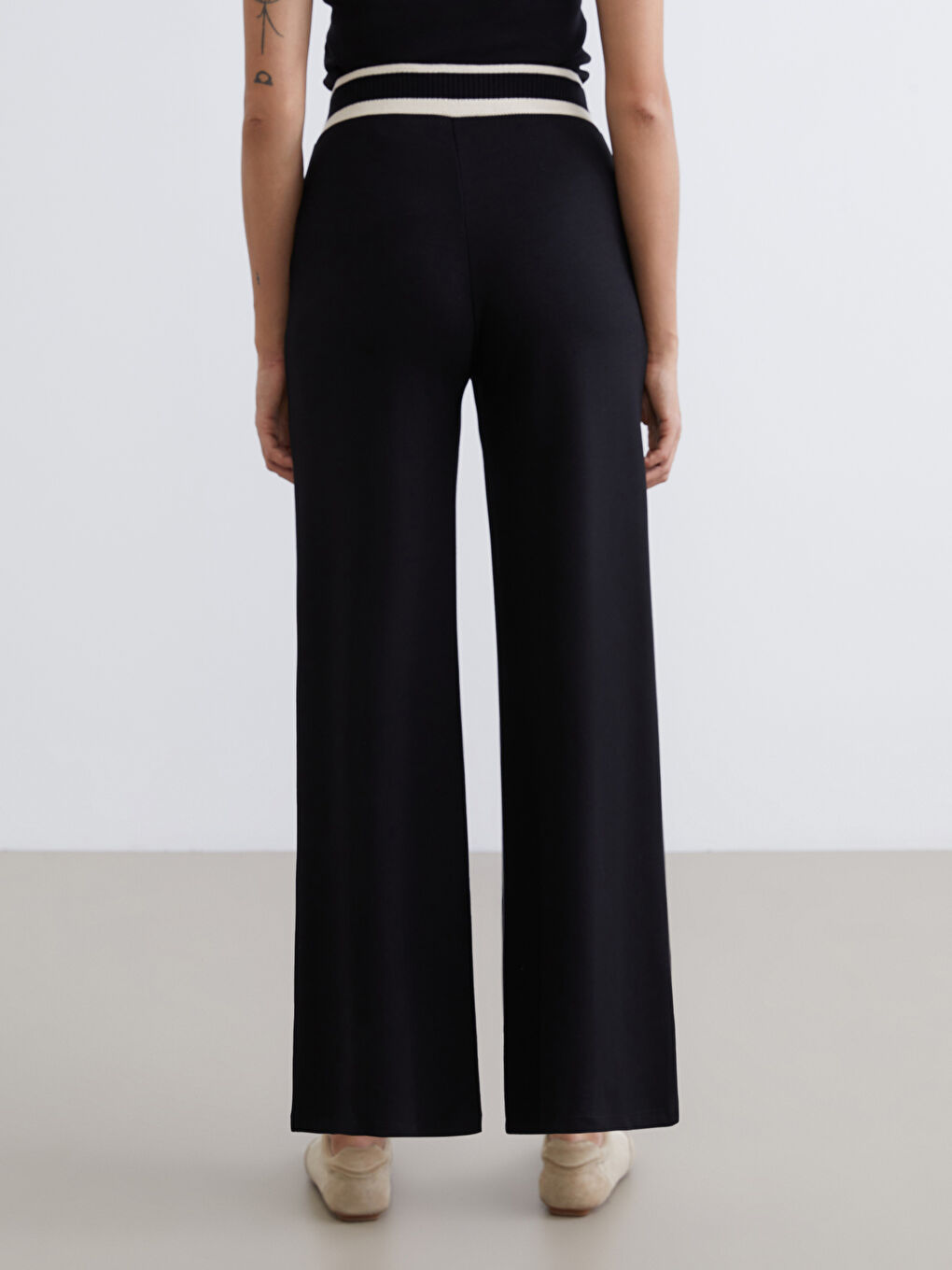 Elastic Waist Wide Leg Women's Trousers-4