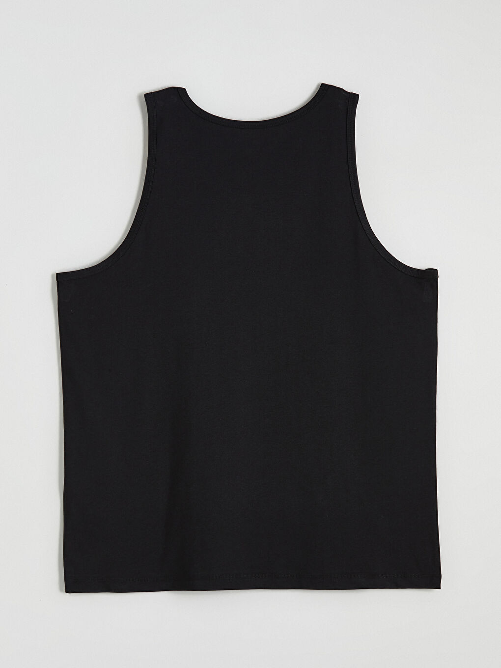 Siyah U Yaka Penye Erkek Atlet-1