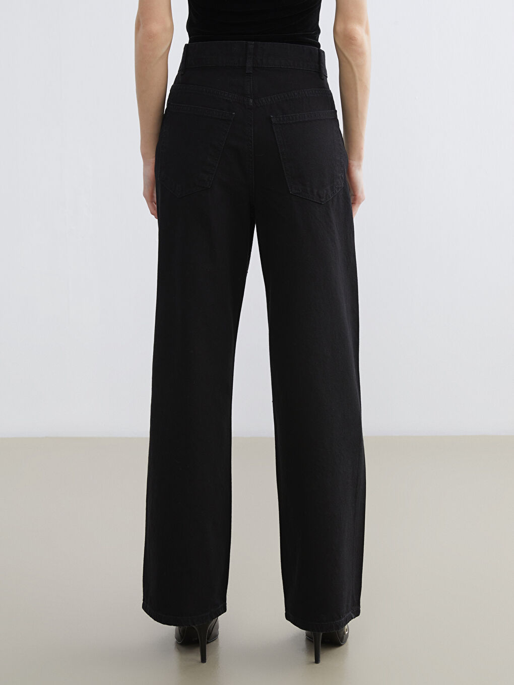 Siyah Wideleg Taşlı Kadın Jean Pantolon-3