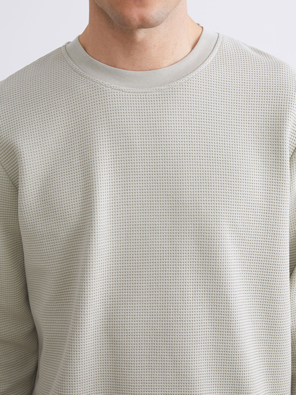 Gri Bisiklet Yaka Dokulu Erkek Sweatshirt-2