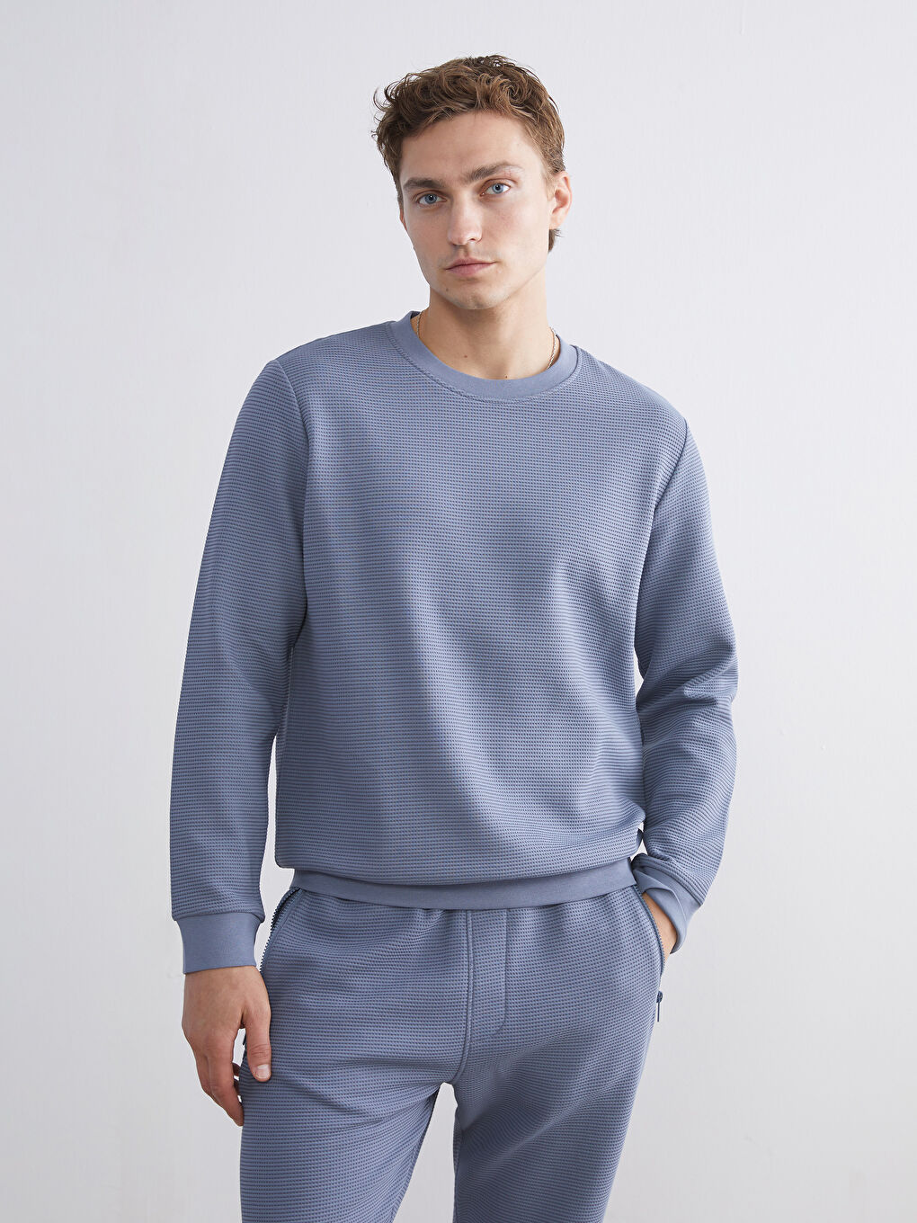 İndigo Bisiklet Yaka Dokulu Erkek Sweatshirt