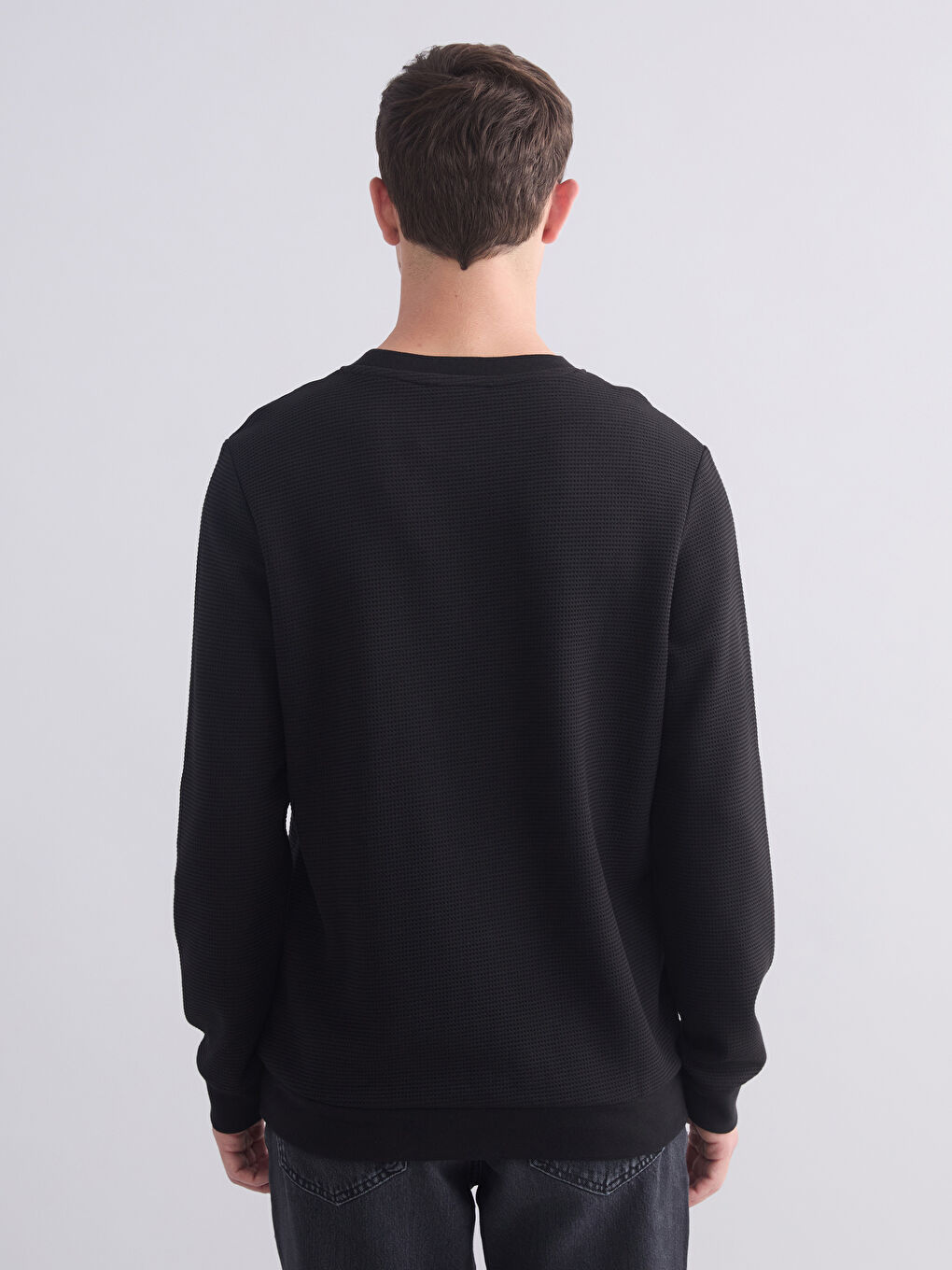 Siyah Bisiklet Yaka Dokulu Erkek Sweatshirt-3