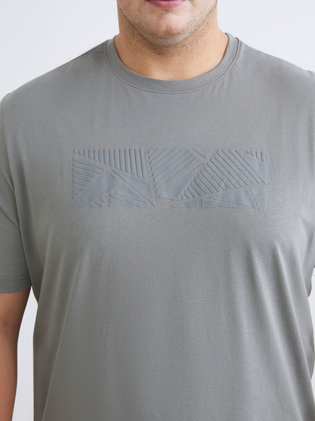 Gri Büyük Beden Bisiklet Yaka Baskılı Erkek Tişört-2