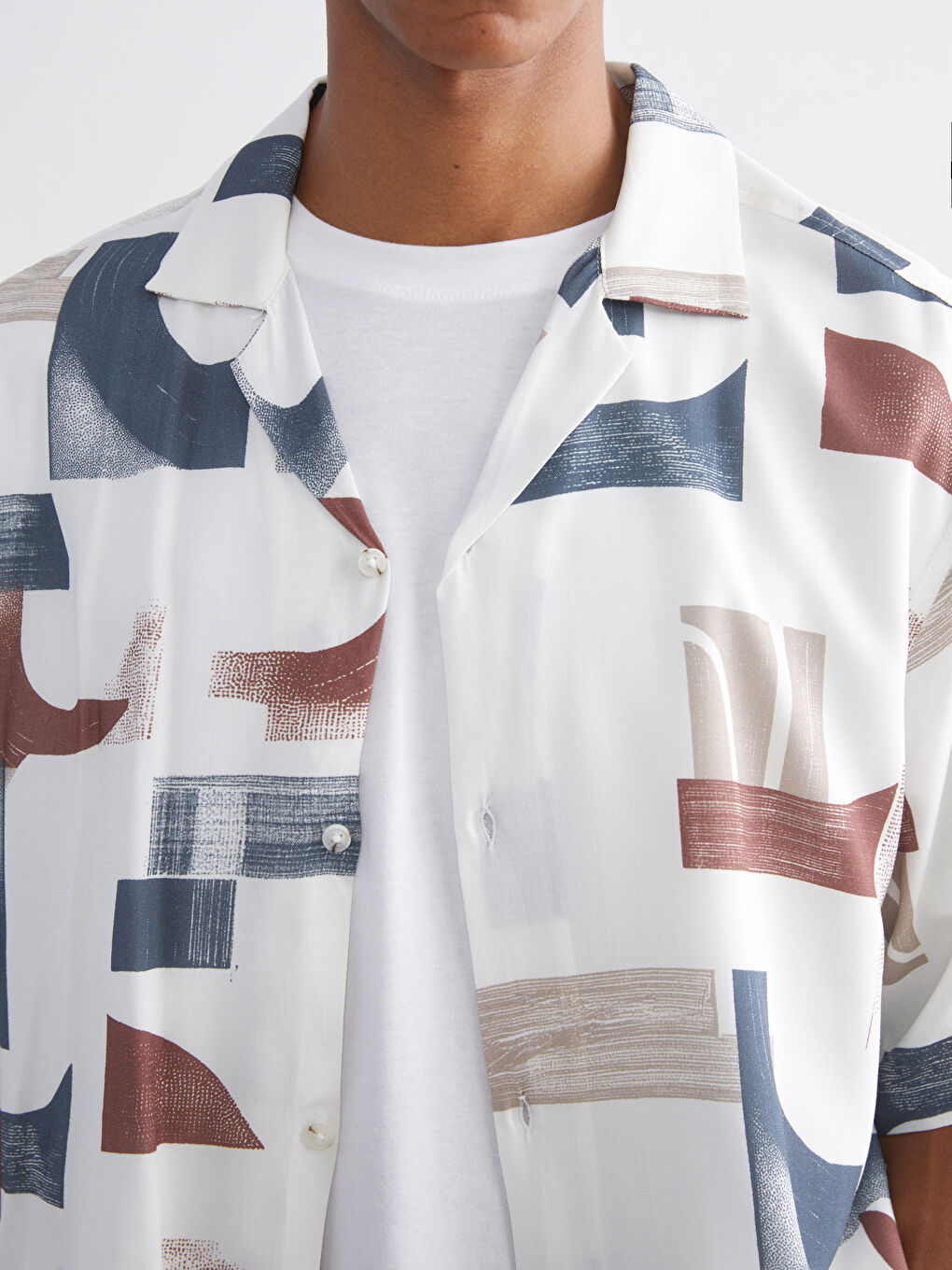 Bordo Resort Yaka Kısa Kollu Desenli Viskon Erkek Gömlek-2