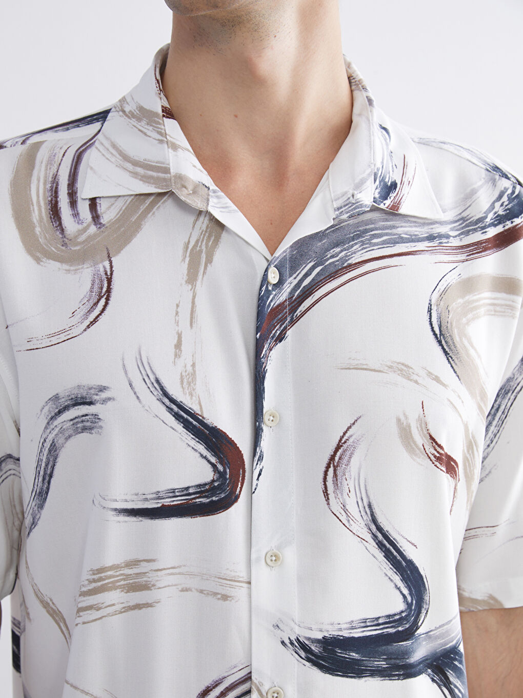 Ekru Regular Fit Kısa Kollu Desenli Viskon Erkek Gömlek-2