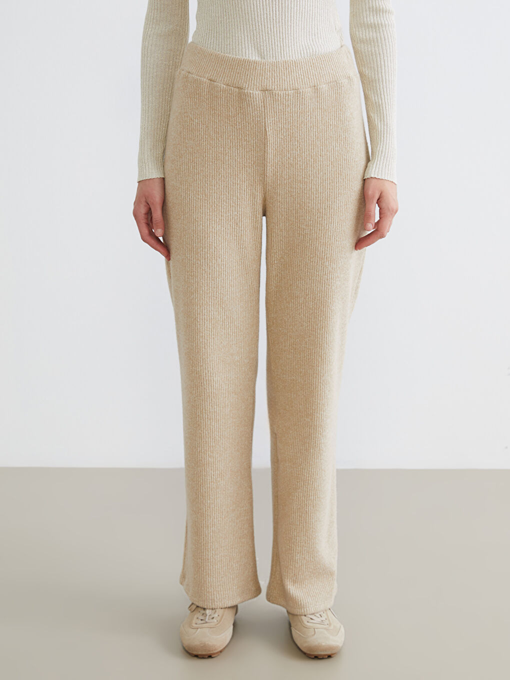 Bej Beli Lastikli Kadın Pantolon-1