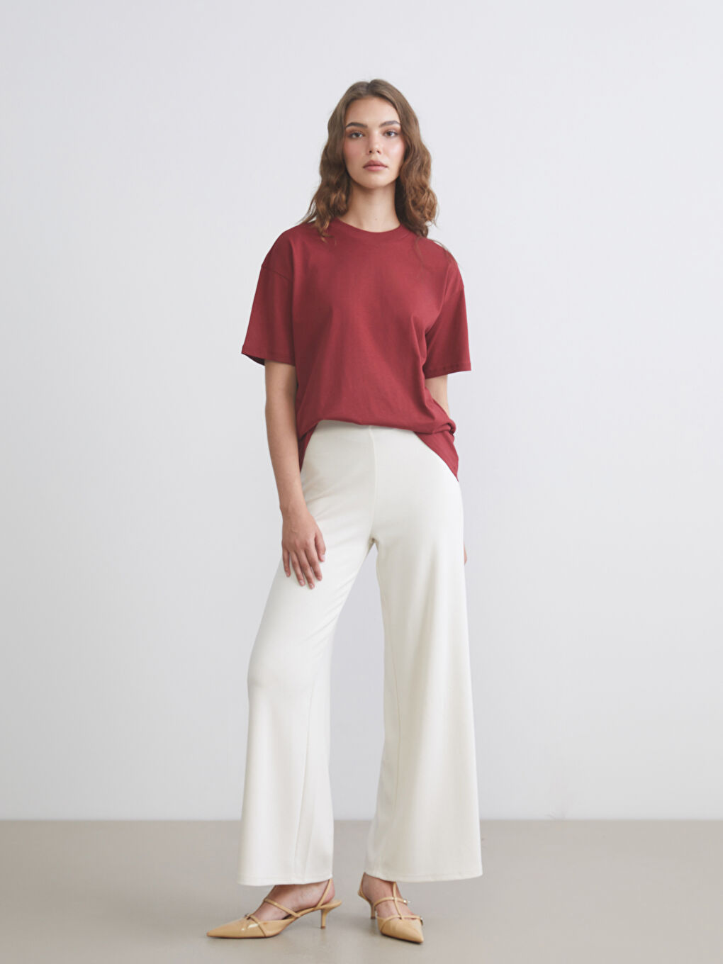 Bej Beli Lastikli Geniş Paça Kadın Eşofman Altı