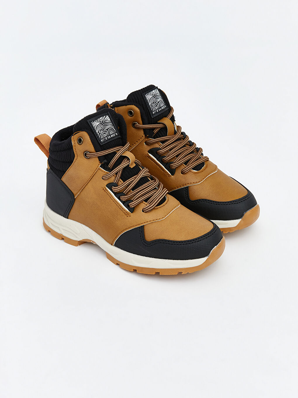 Kahverengi Bağcıklı Erkek Çocuk Trekking Bot