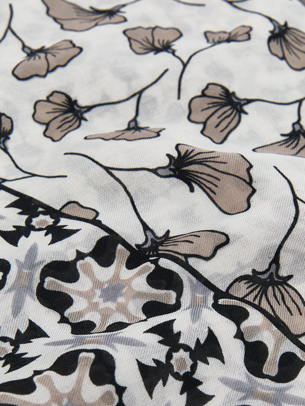 Bej Desenli Kadın Şal-2