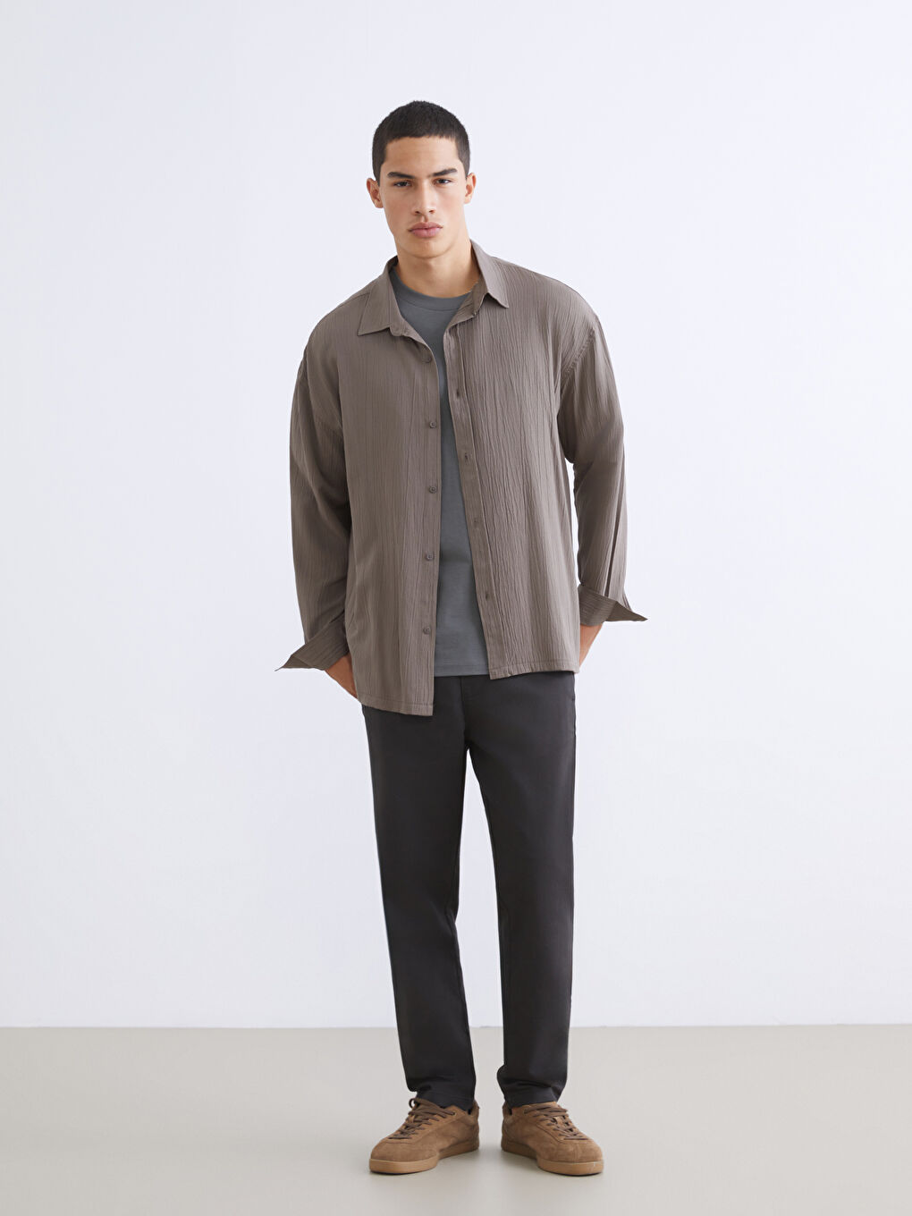 Bej Rahat Kalıp Dokulu Erkek Gömlek-1