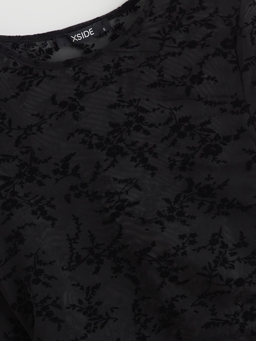 Crew Neck Floral Ruched Blouse-5