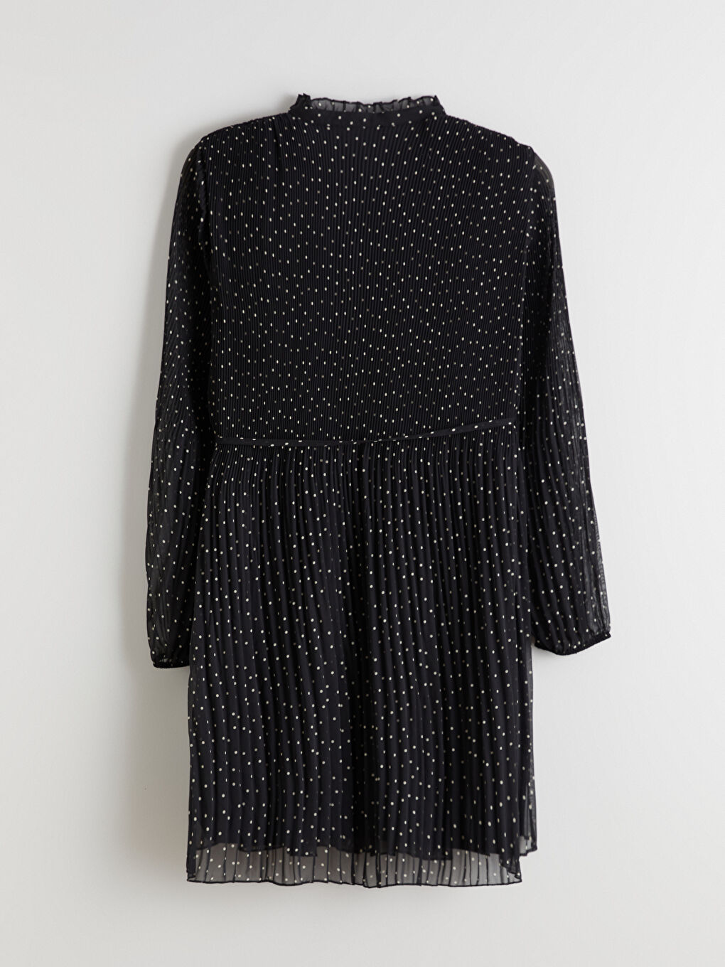 Siyah Bağlamalı Yaka Puantiyeli Şifon Pileli Elbise-7