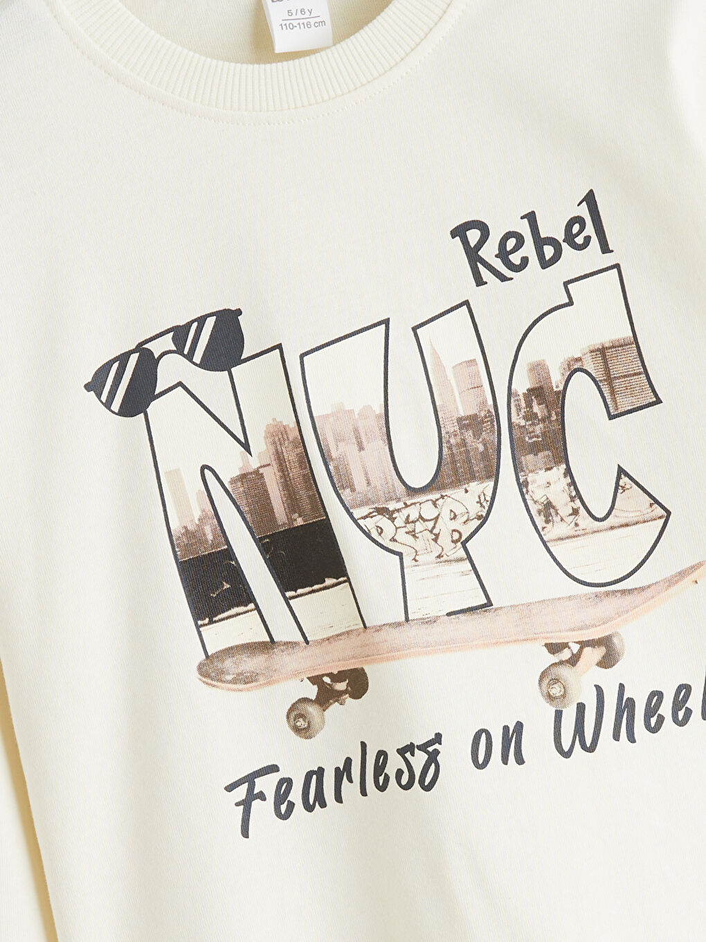 Crew Neck Boys' T-Shirt and Sweatpants-2