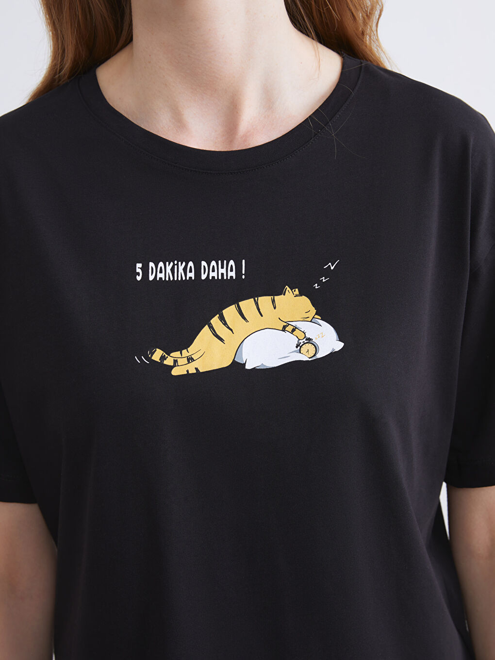 Siyah Bisiklet Yaka Baskılı Kadın Pijama Üstü-2