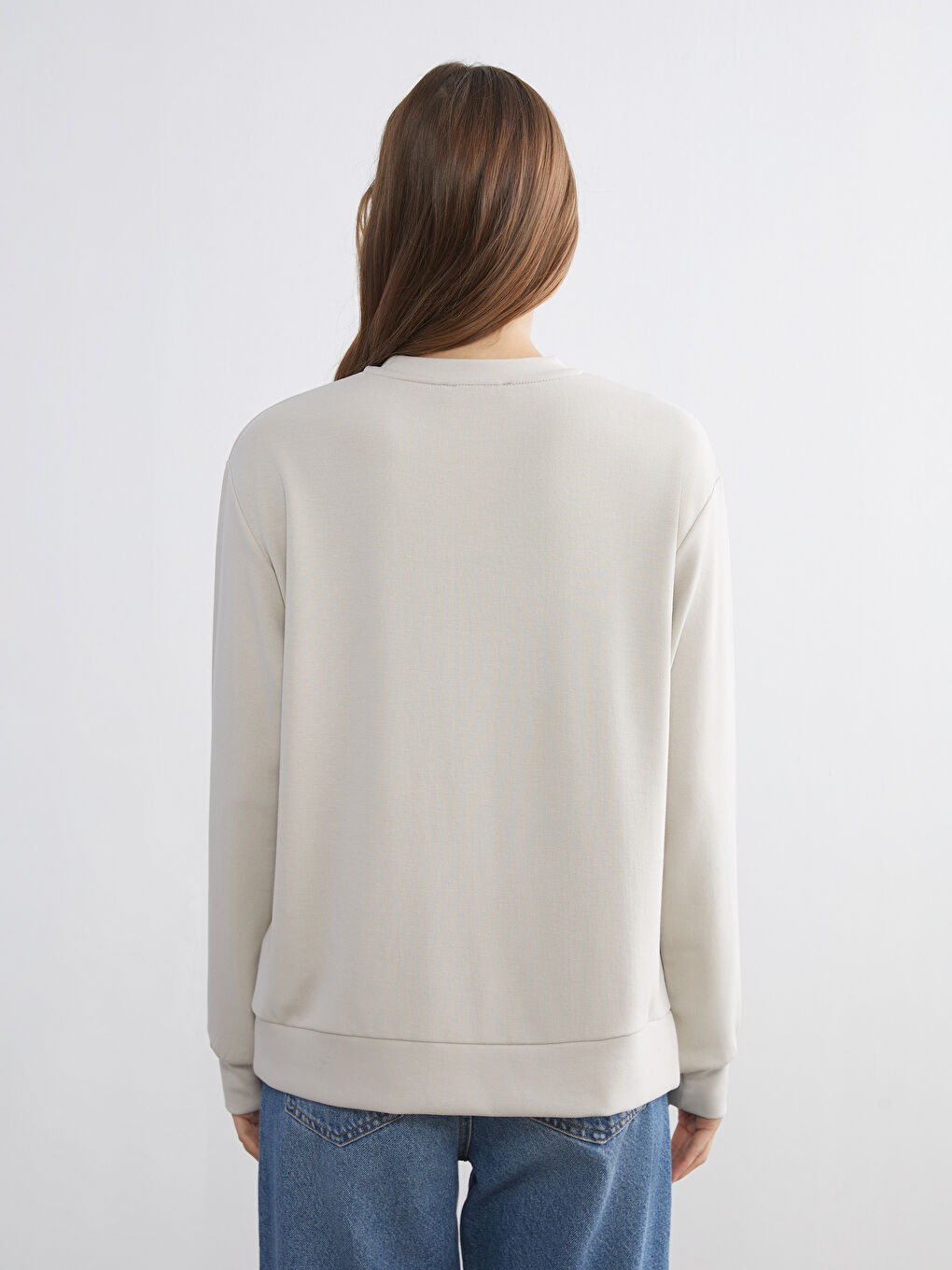 Gri Bisiklet Yaka Taşlı Kadın Sweatshirt-3