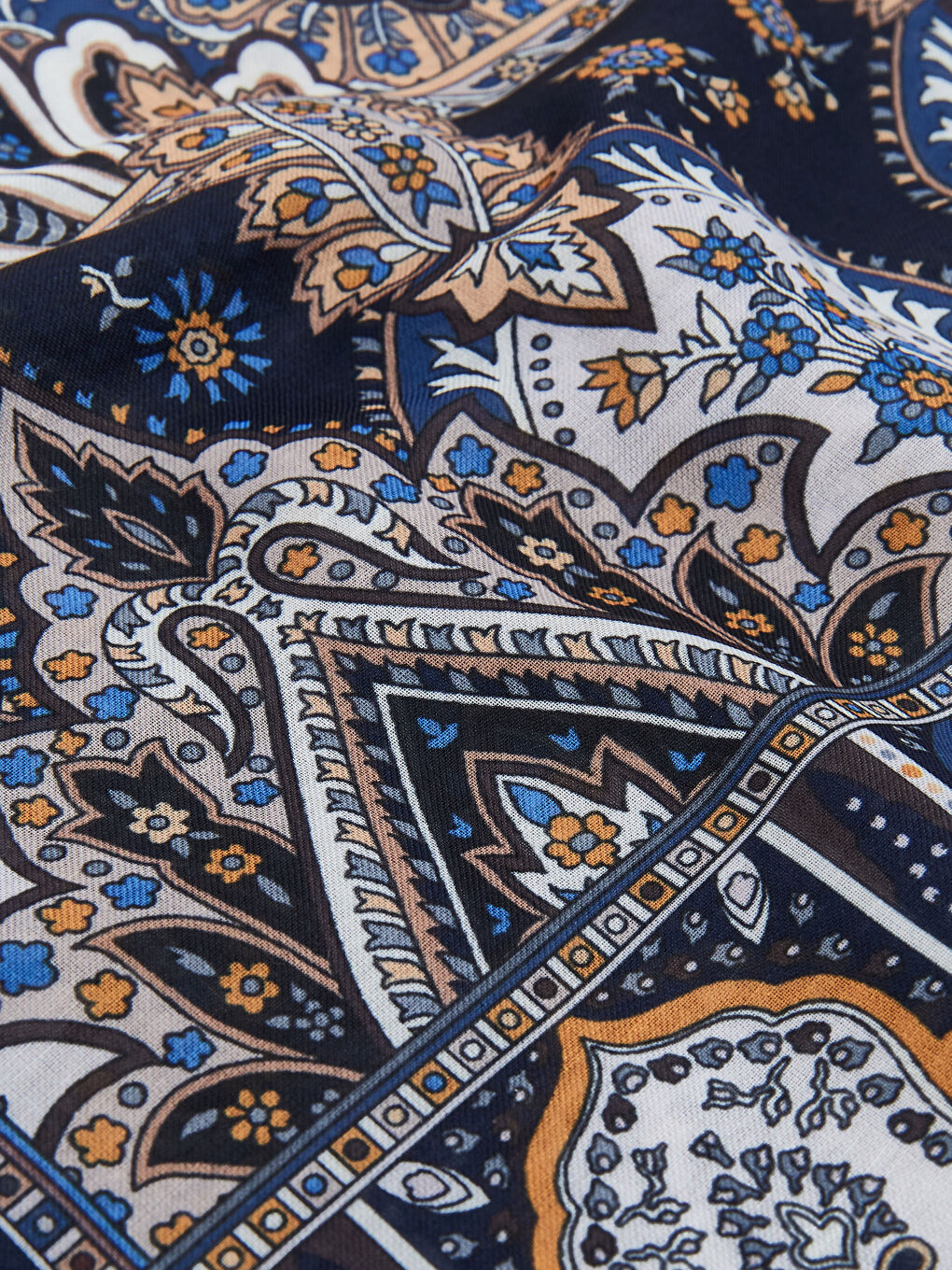 Lacivert Desenli Kadın Şal-2