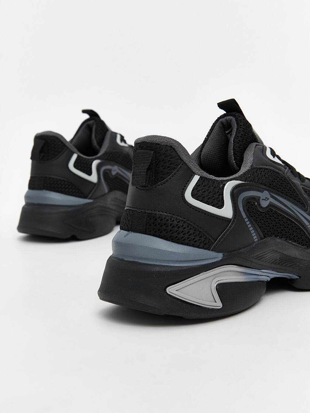 Siyah Bağcıklı Erkek Spor Ayakkabı-4