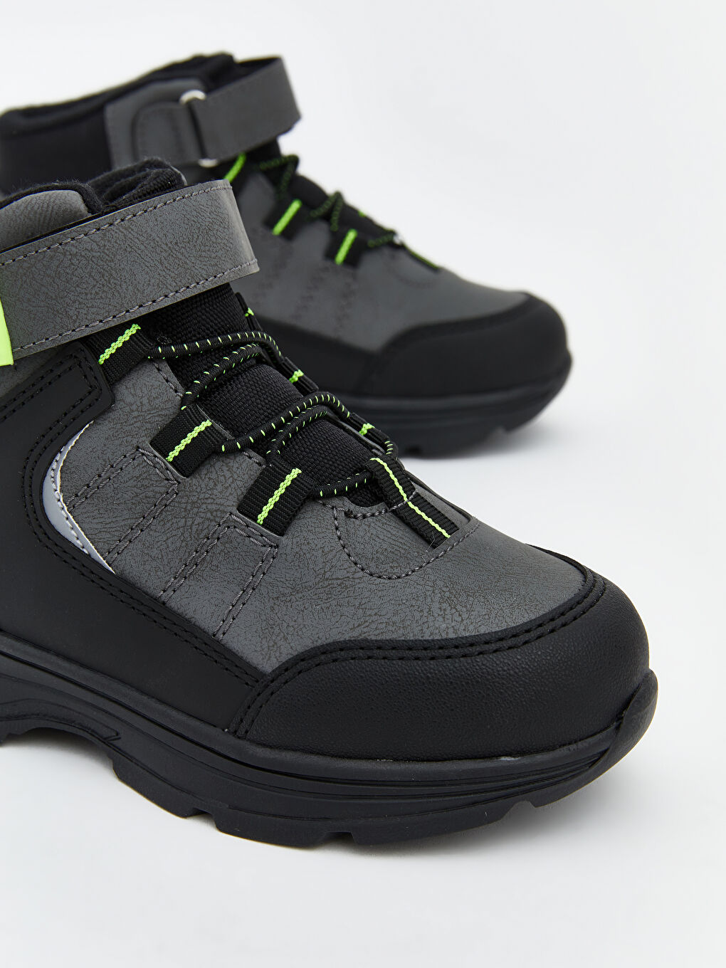 თასმები და ელვა შესაკრავი ჩექმები ბიჭებისთვის-2