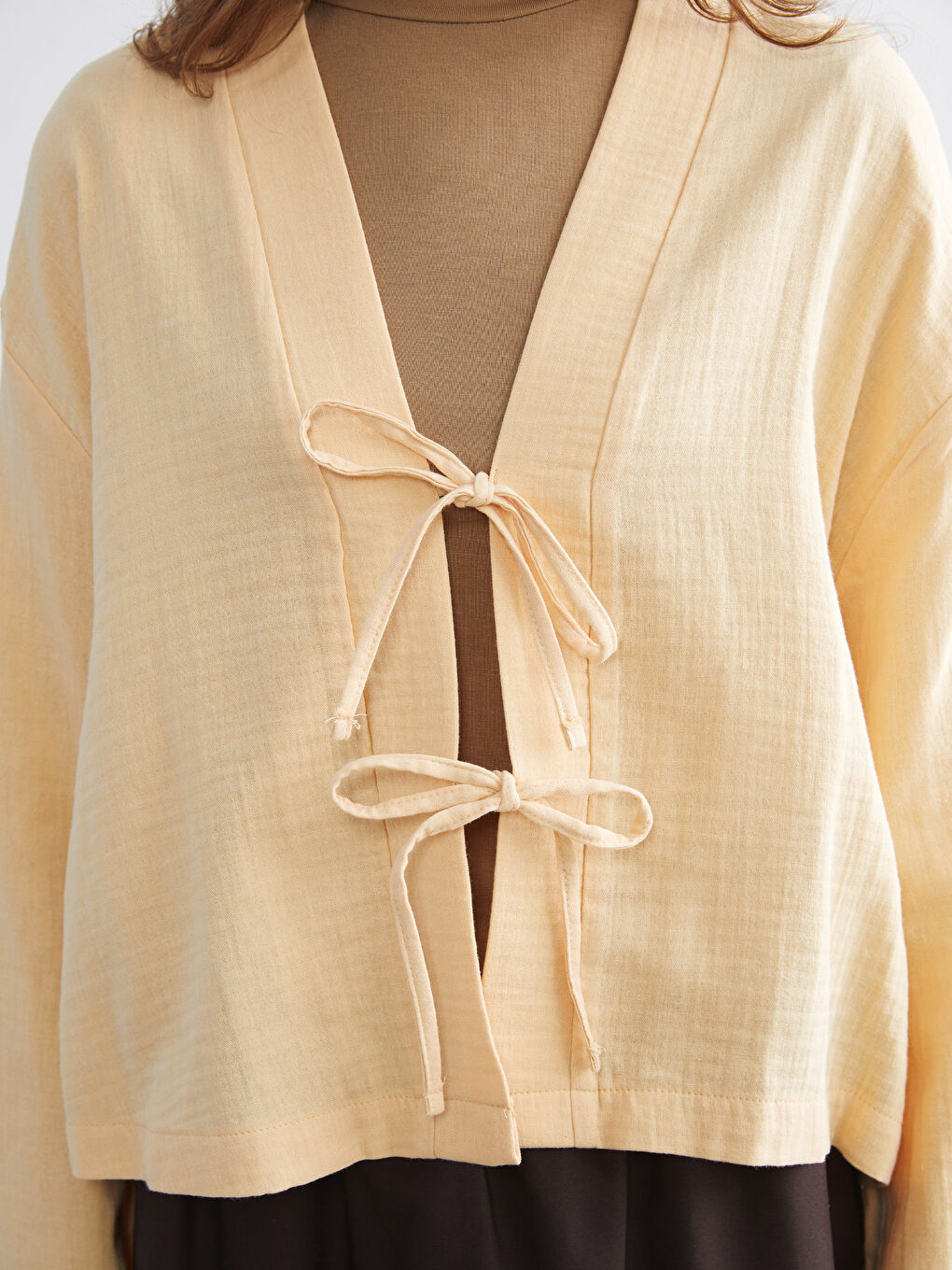 Sarı V Yaka Oversize Müslin Kadın Kimono-2