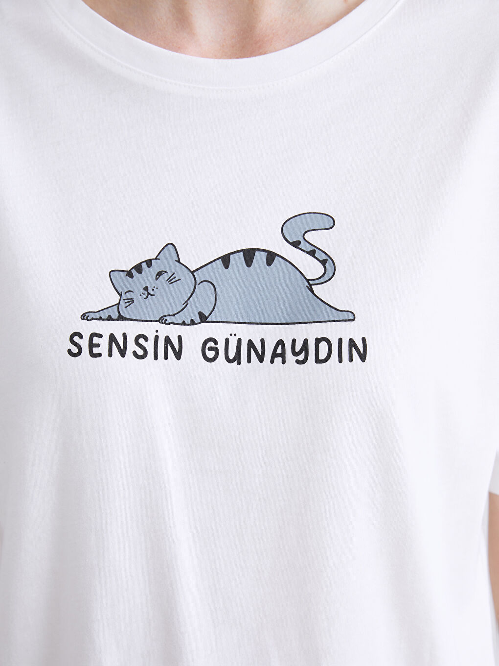 Ekru Bisiklet Yaka Baskılı Kadın Şortlu Pijama Takımı-2