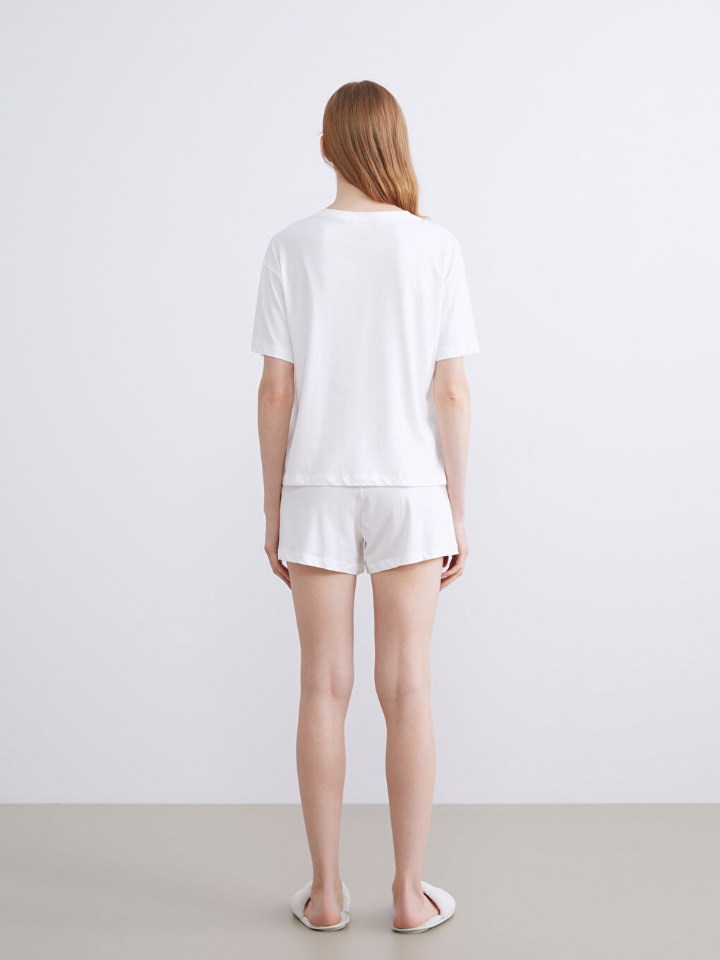 Ekru Bisiklet Yaka Baskılı Kadın Şortlu Pijama Takımı-3