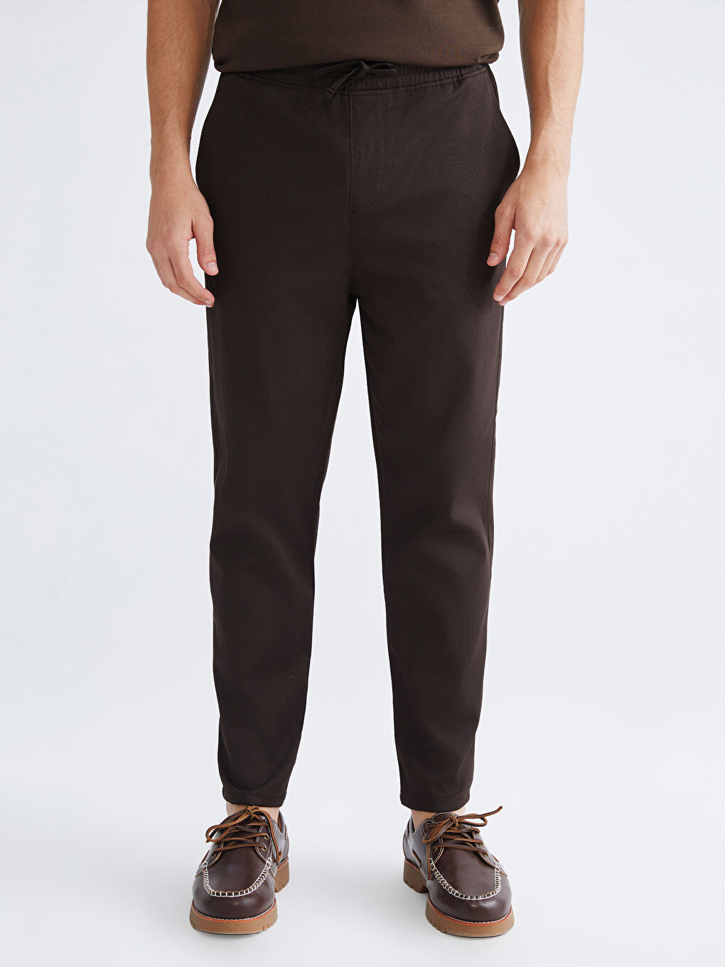 Kahverengi Rahat Kalıp Erkek Pantolon-1