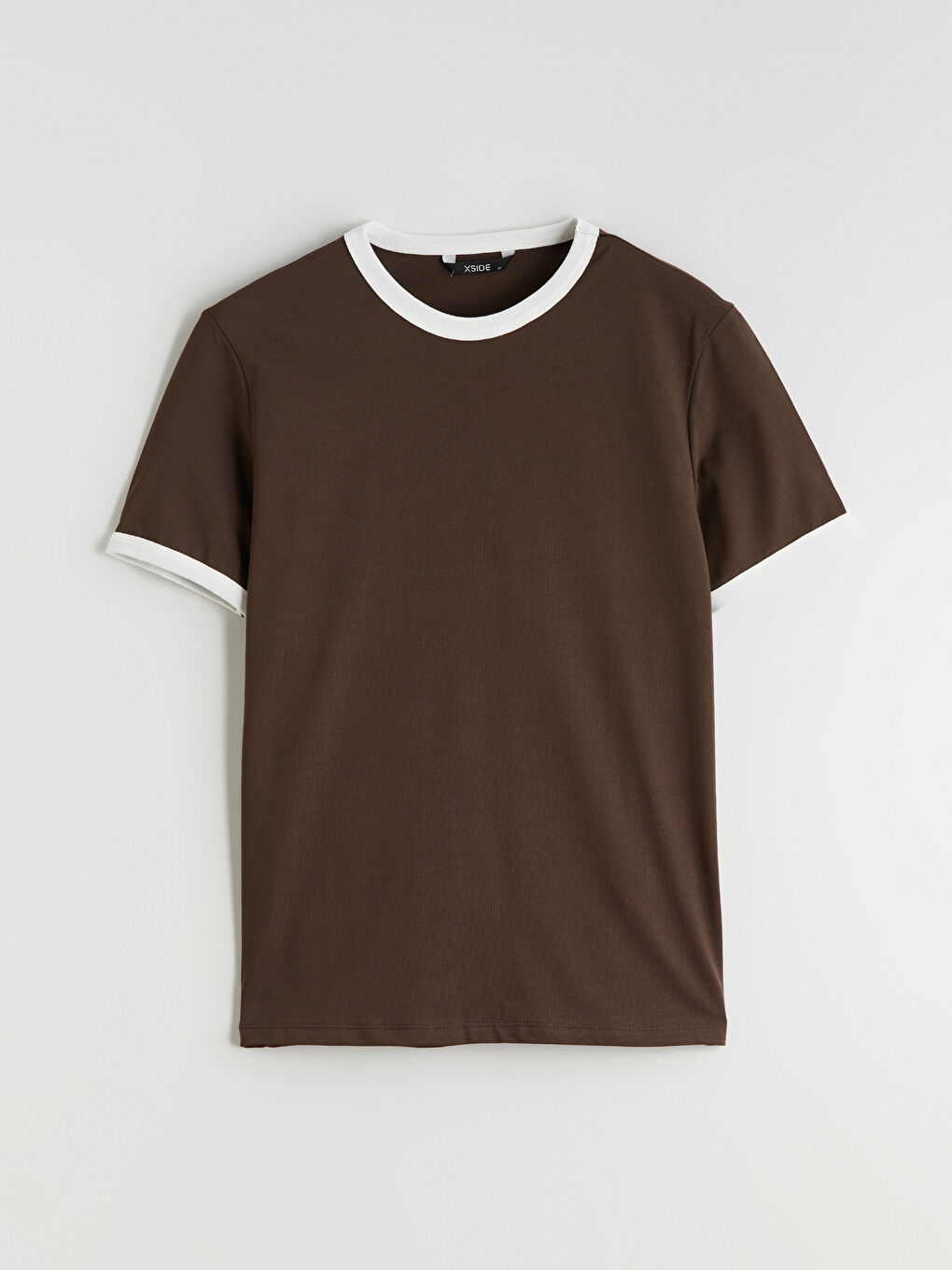 Kahverengi Kontrast Detaylı Erkek Penye Tişört-4