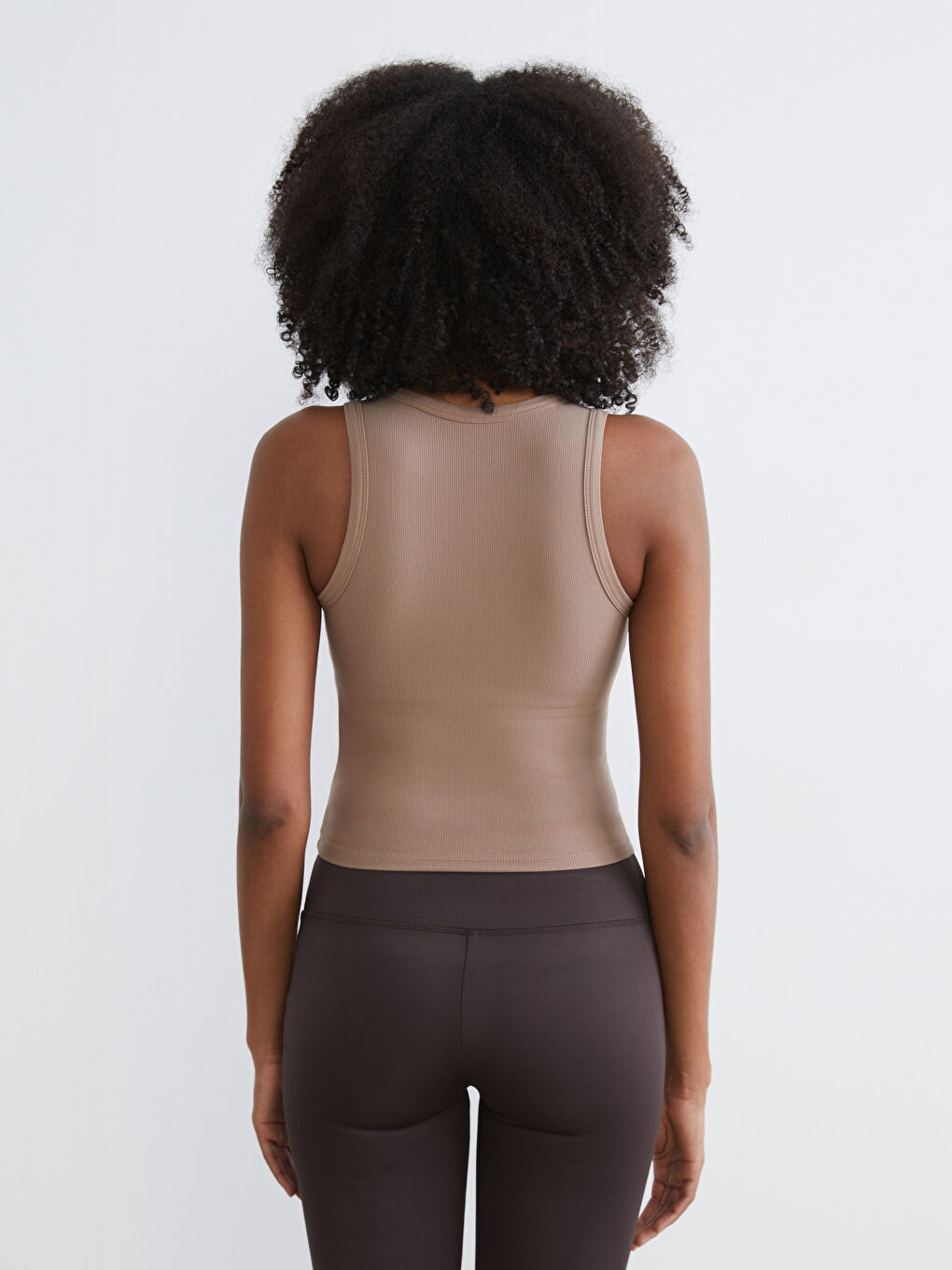 Kahverengi Bisiklet Yaka Kadın Sporcu Atleti-3