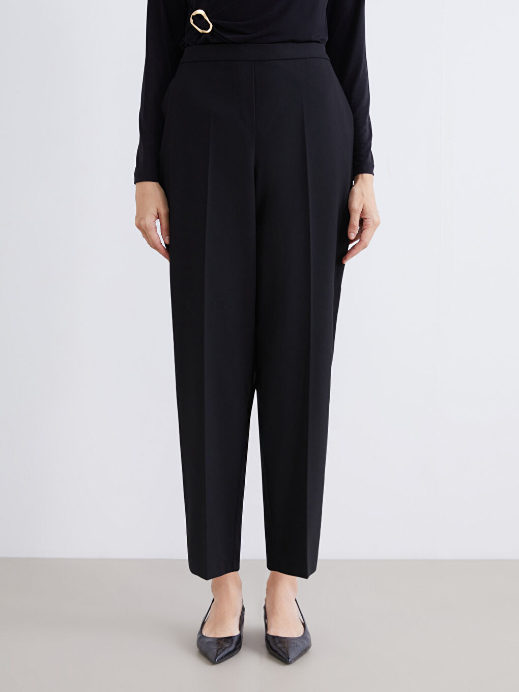 Siyah Beli Lastikli Kadın Pantolon-1