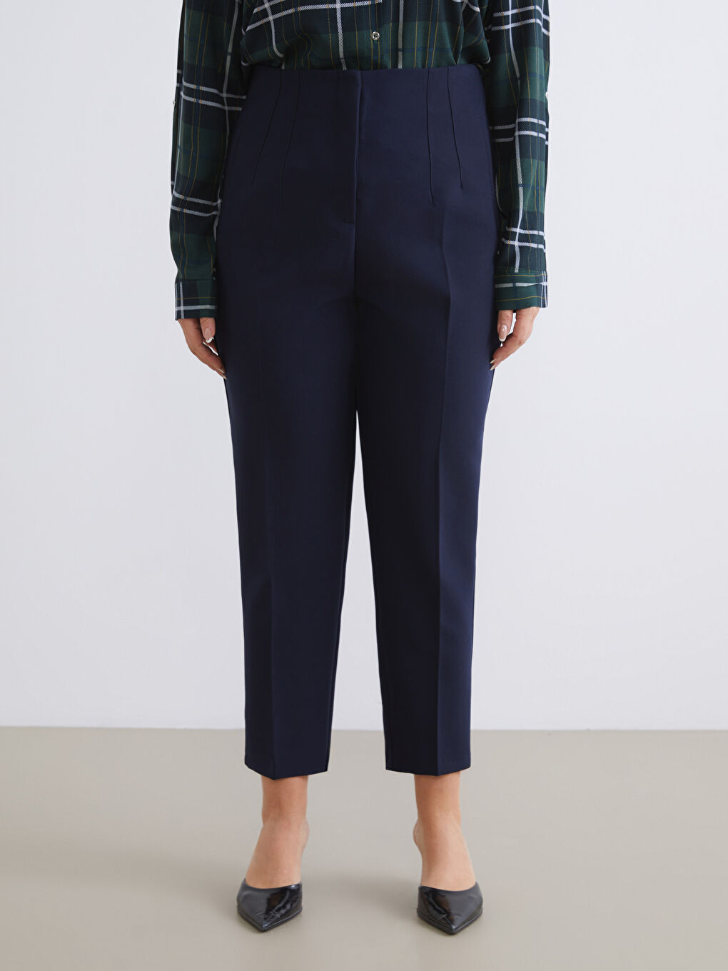 Lacivert Havuç Kesim Kadın Pantolon-1