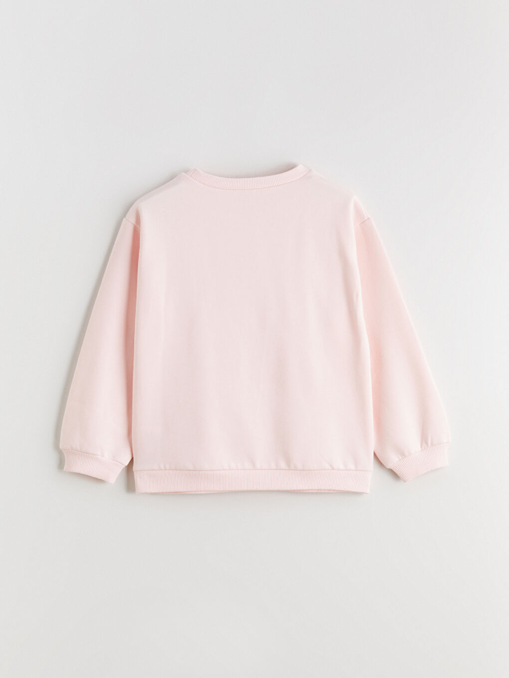 كنزة رياضية مطبوعة برقبة دائرية للبنات-3