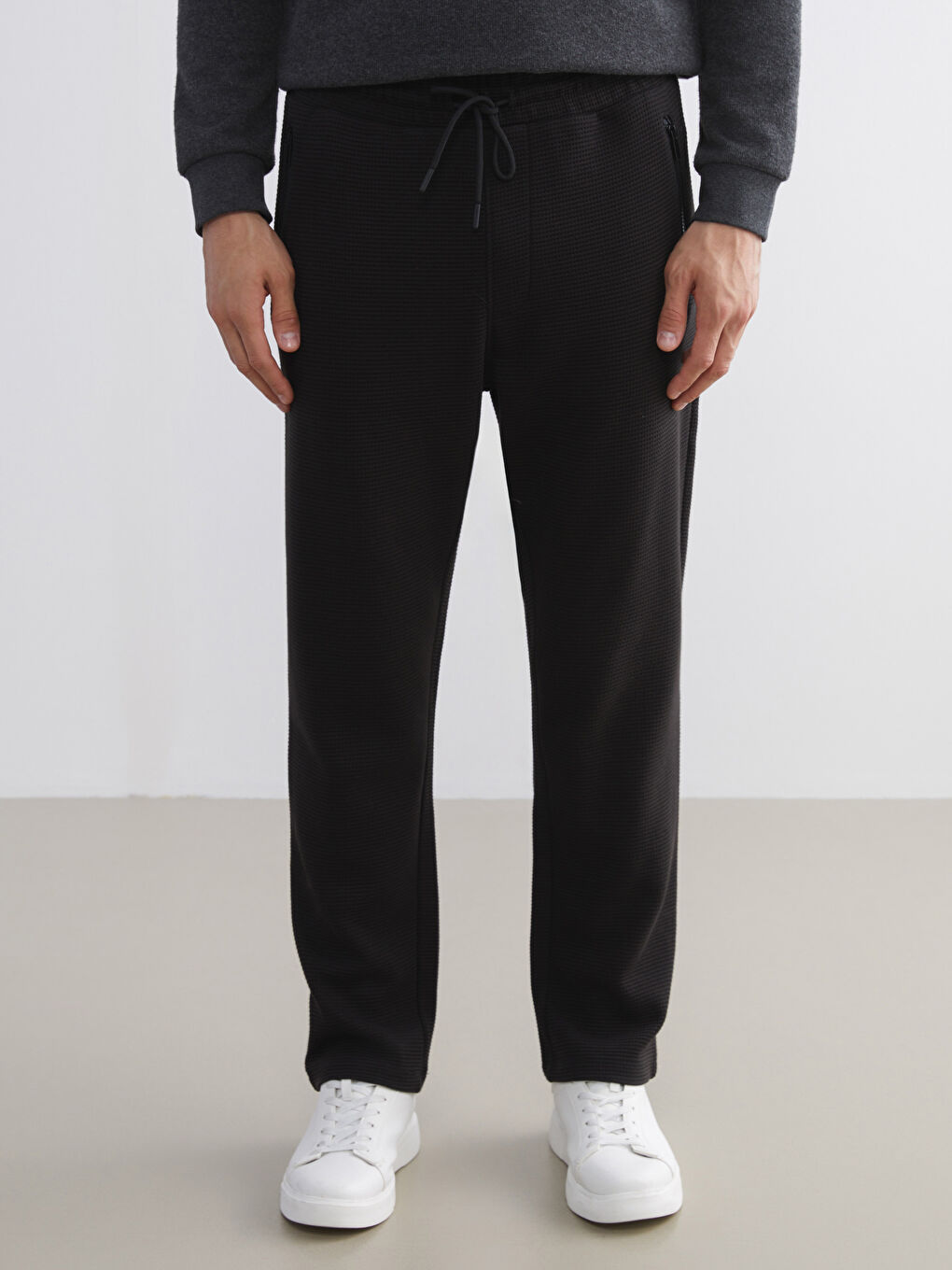 Чоловік ЧОРНИЙ Штани для спорту-1