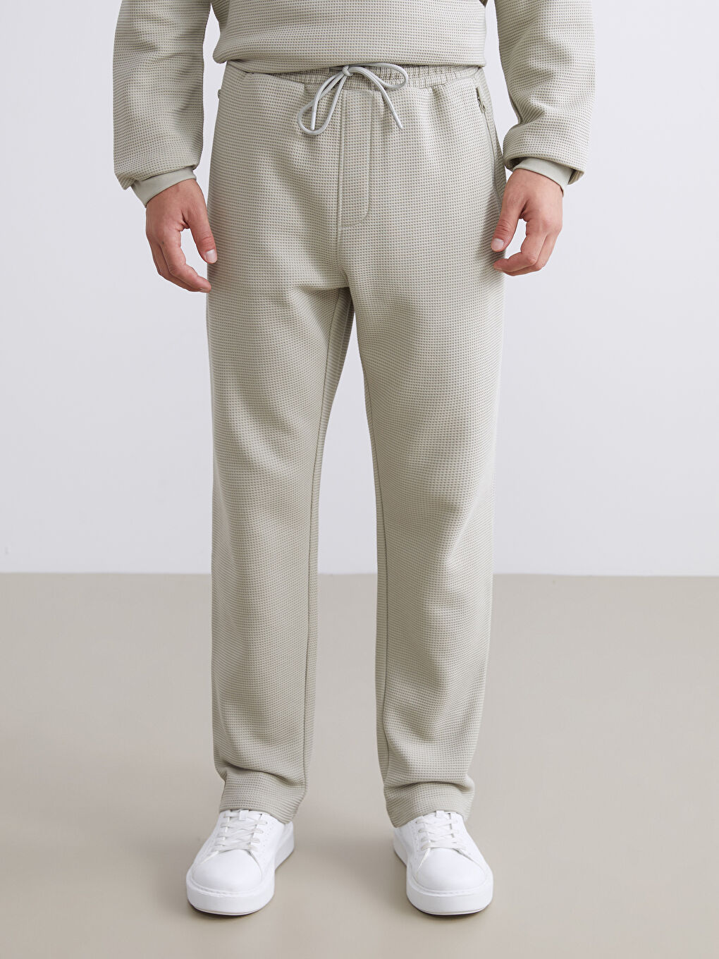 Gri Dokulu Erkek Eşofman Altı-1