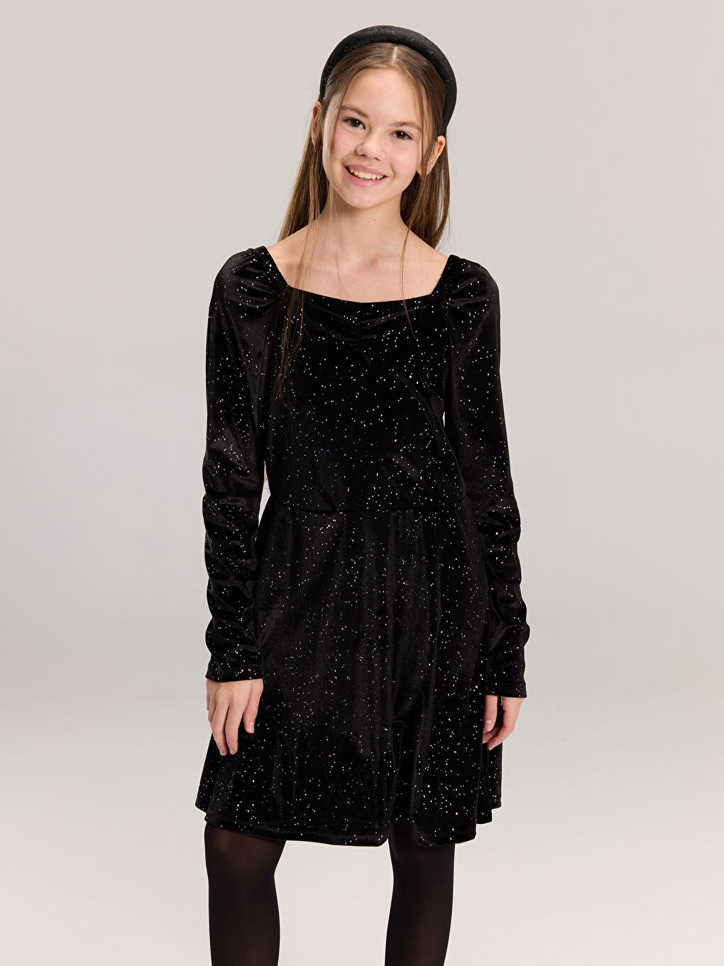 فستان بنات ياقة مربعة مخمل-1