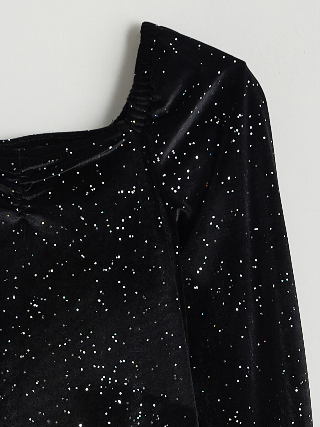 Siyah Kare Yaka Kadife Kız Çocuk Elbise-1