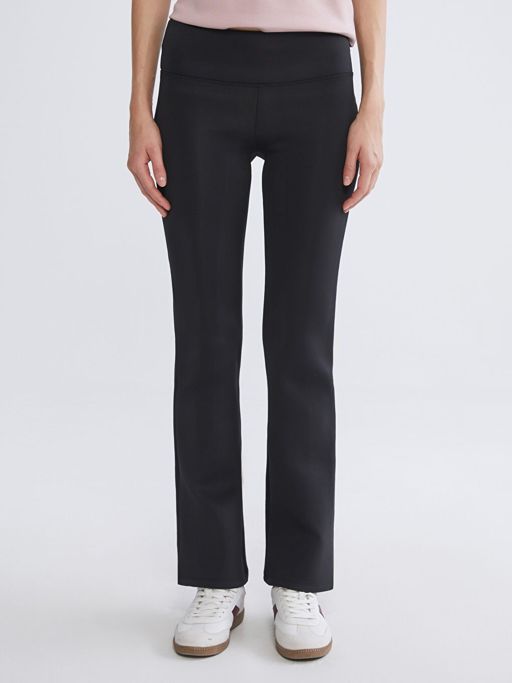 Siyah İspanyol Paça Toparlayıcı Kadın Tayt Pantolon-1