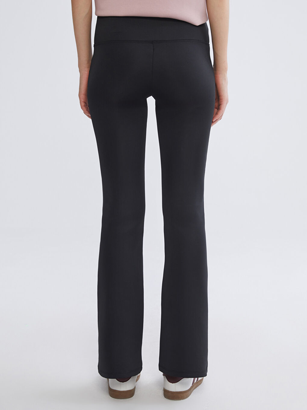 Siyah İspanyol Paça Toparlayıcı Kadın Tayt Pantolon-3