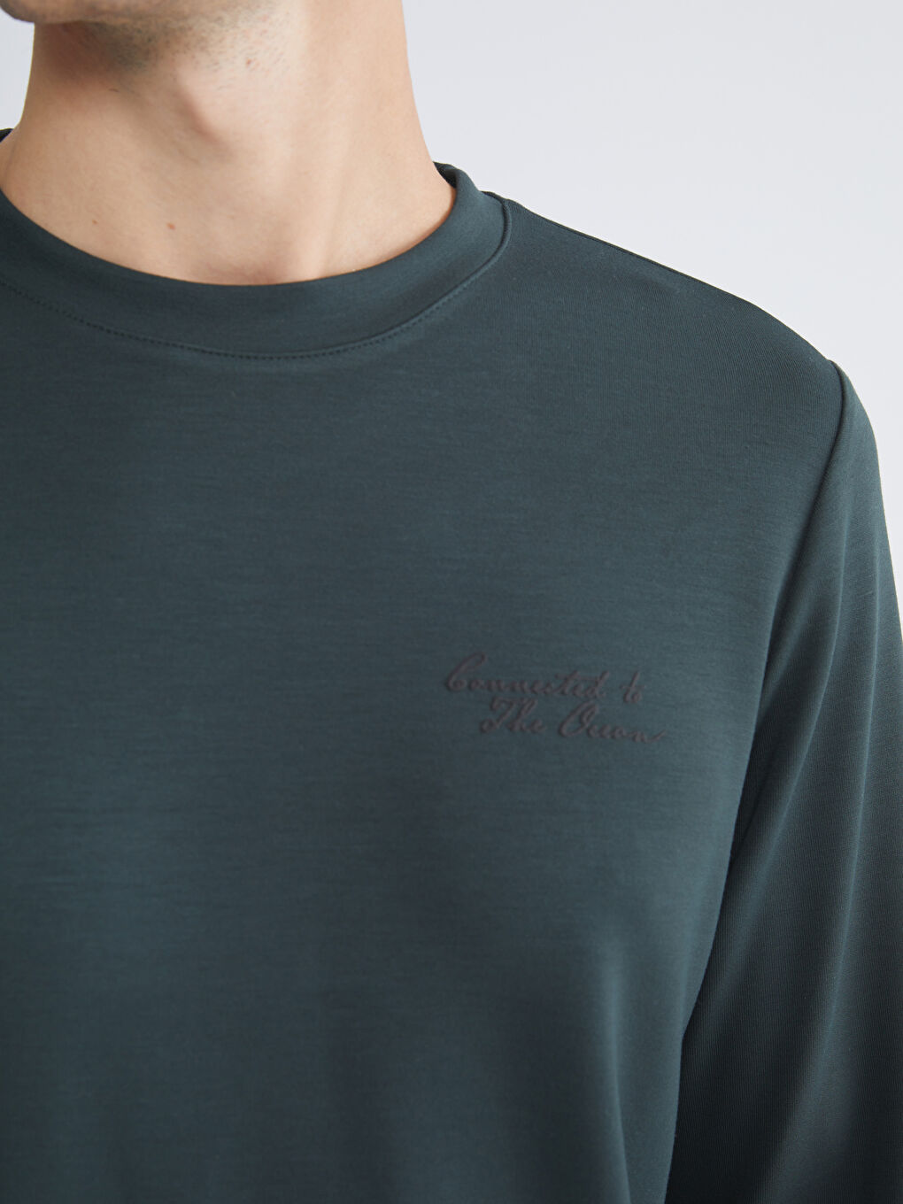 Crew Neck Men's Sweatshirt-2