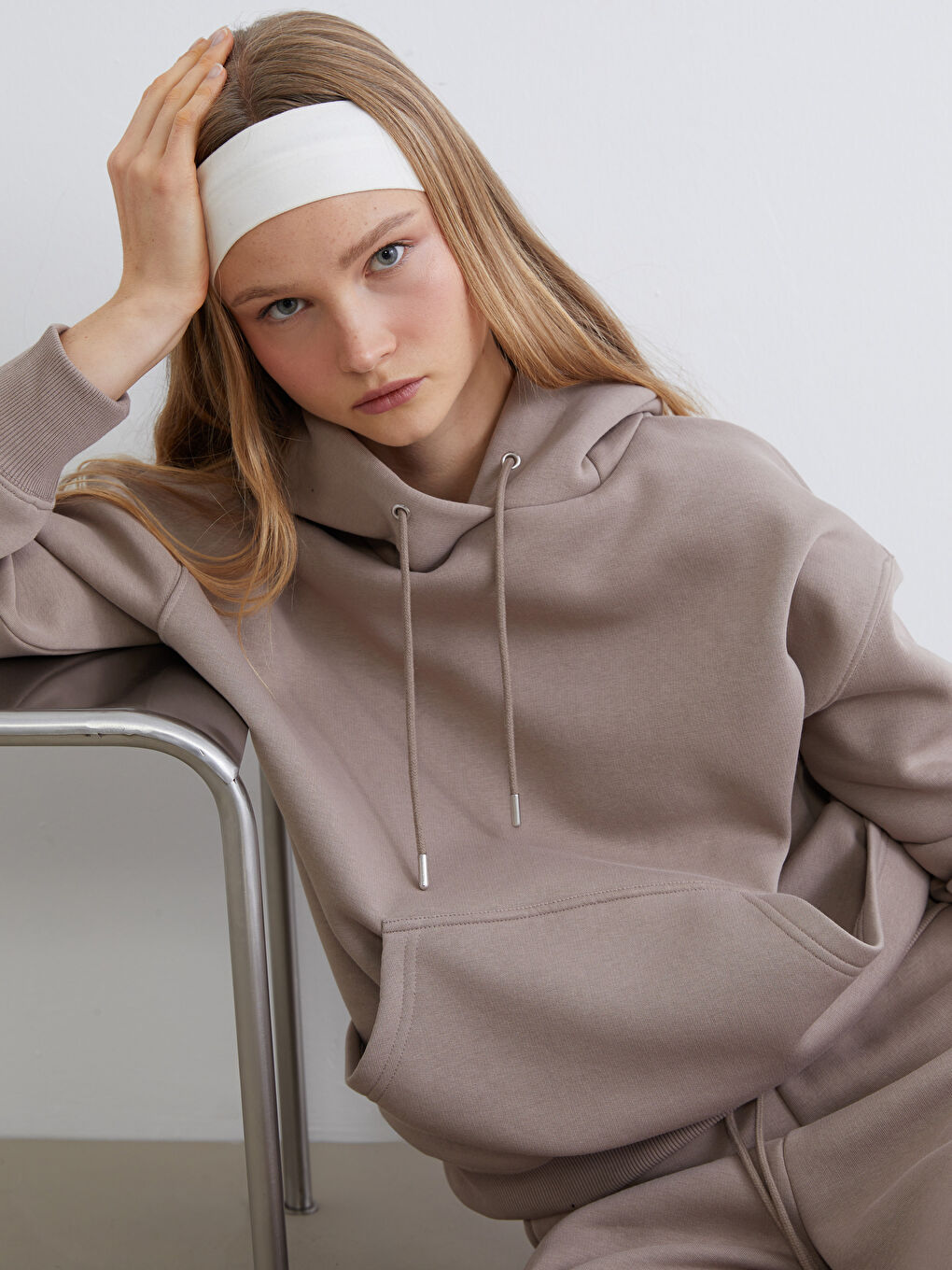 Kahverengi Kanguru Cepli Kadın Kalın Hoodie