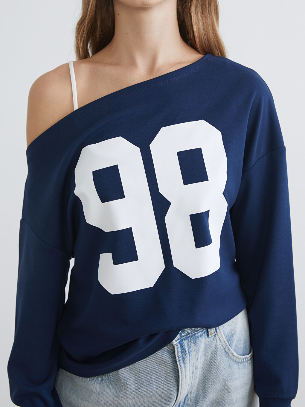 Lacivert Kayık Yaka Baskılı Kadın Sweatshirt-2