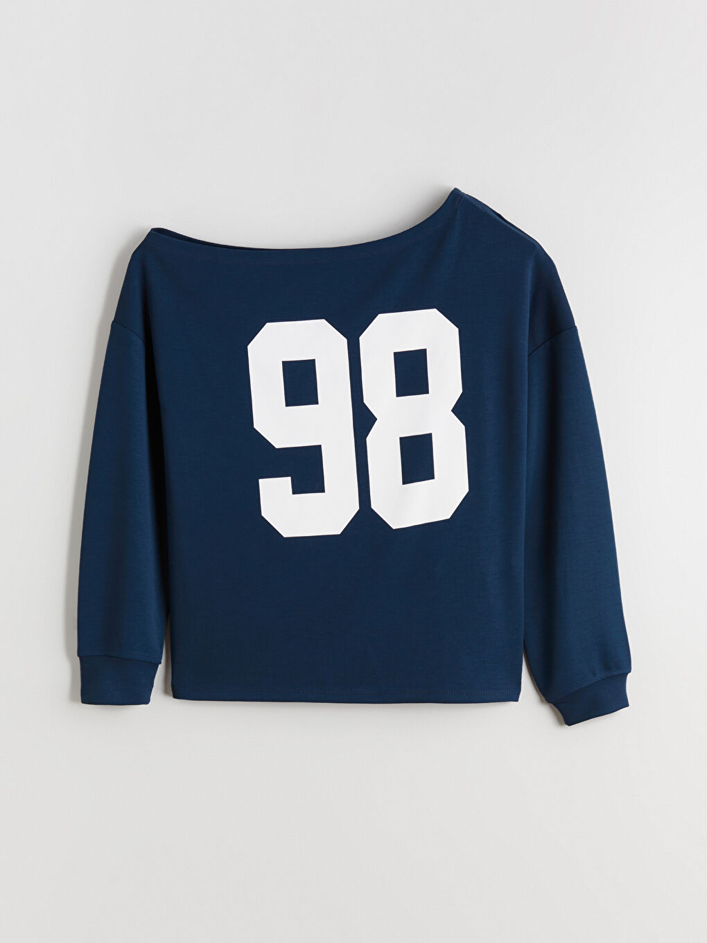 Lacivert Kayık Yaka Baskılı Kadın Sweatshirt-4