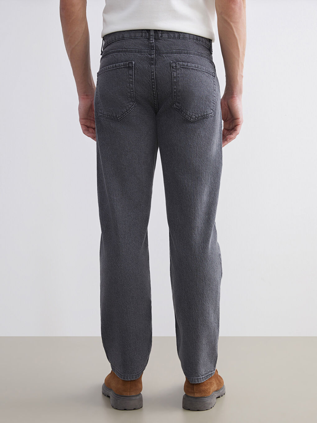 Antrasit 700 Straight Fit Erkek Jean Pantolon-3