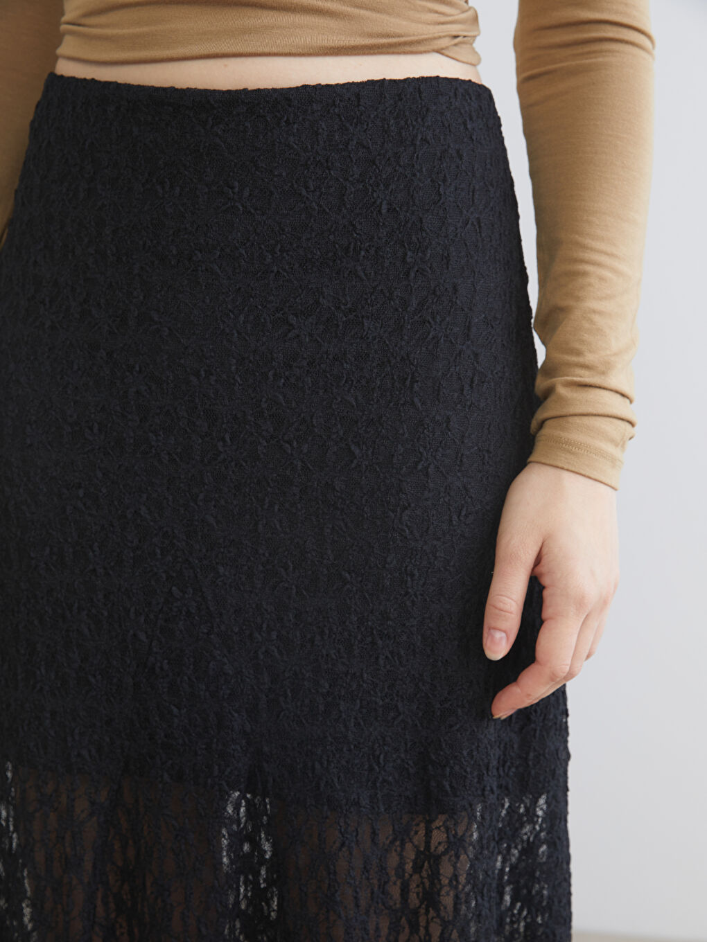 Woman BLACK Skirt-2