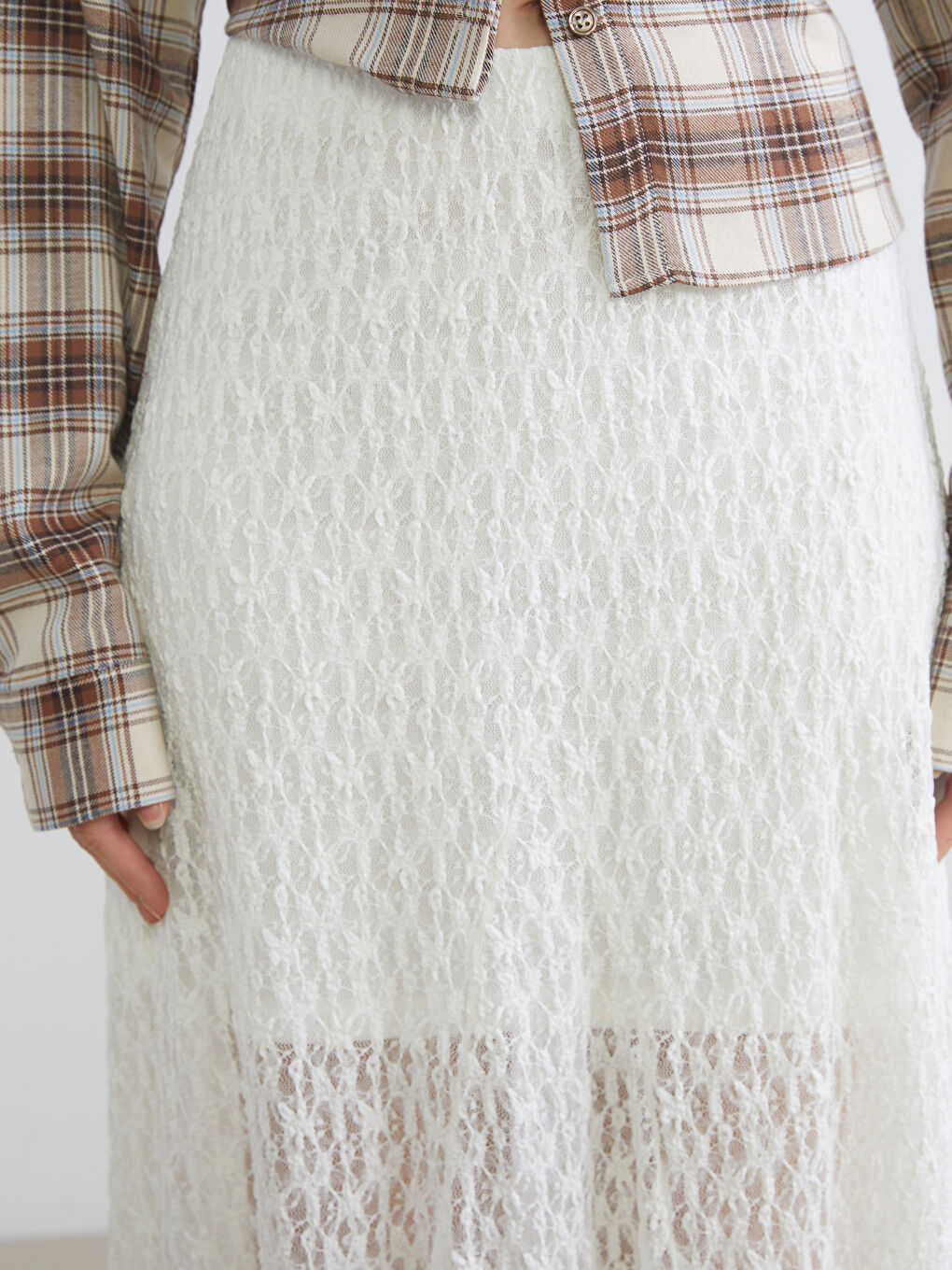 Woman WHITE Skirt-2