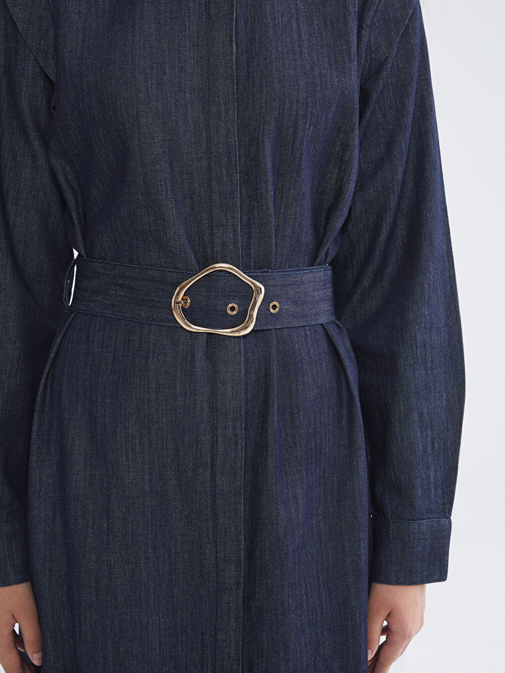 İndigo Gömlek Yaka Kemerli Jean Elbise-2