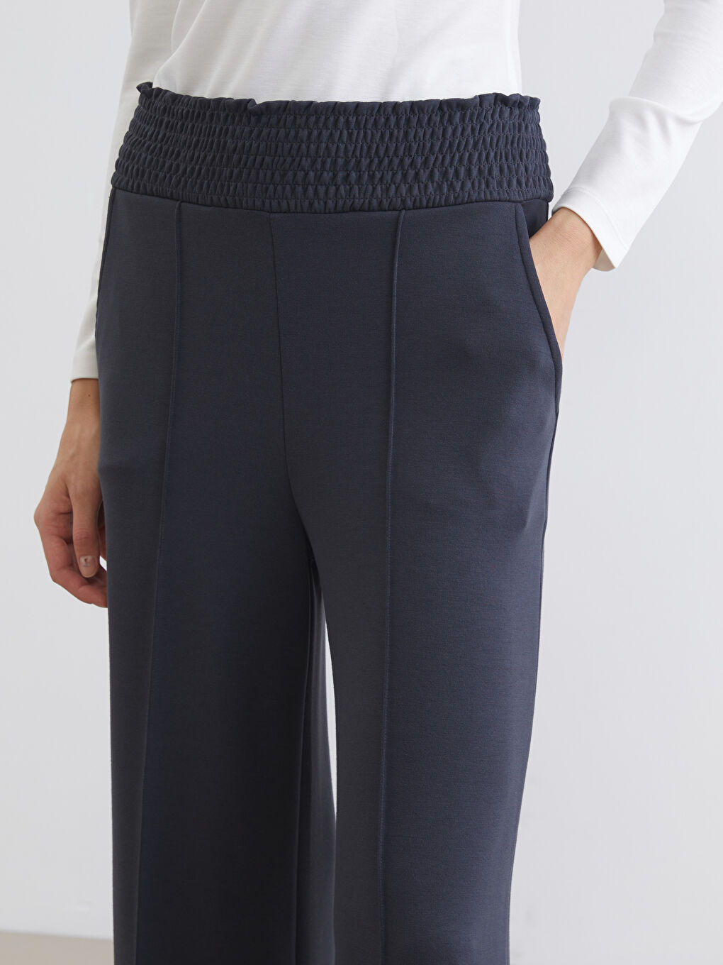 سروال رياضة واسع الساق بخصر مطاطي نساء-2