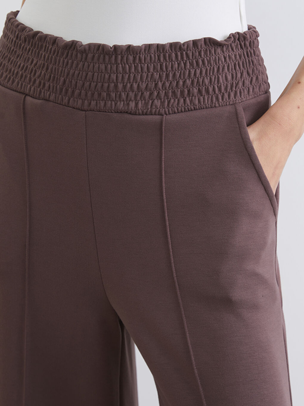 Elasticated Waist Wide Leg Women's Sweatpants-2