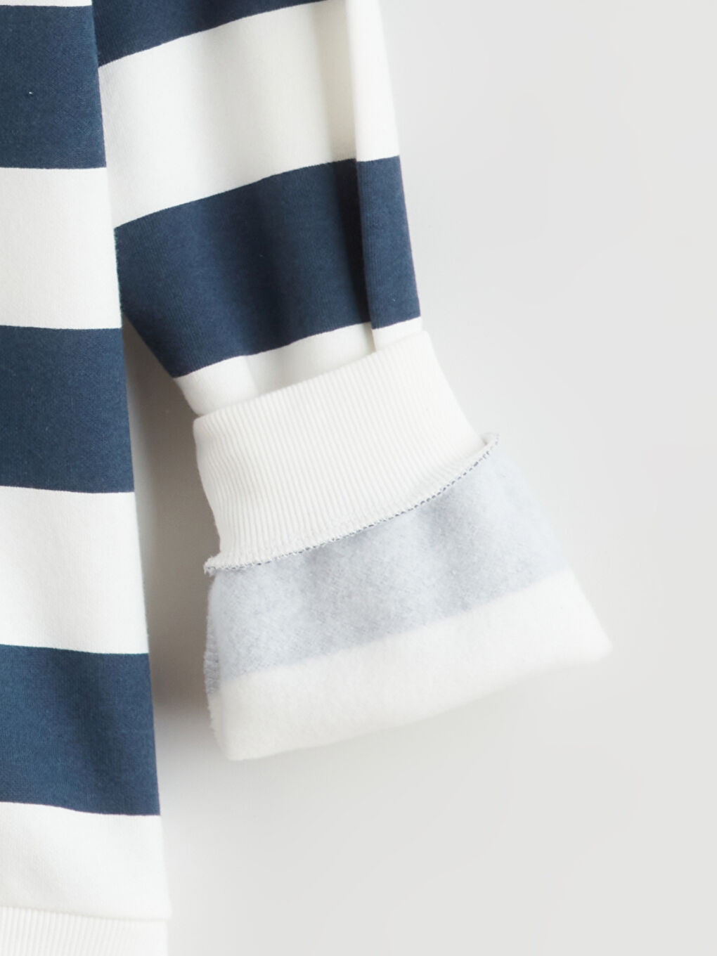 Lacivert Bisiklet Yaka Çizgili Erkek Çocuk Sweatshirt-1