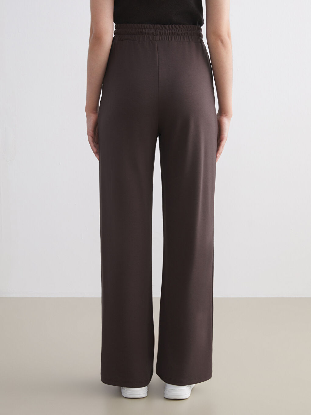 Kahverengi Beli Lastikli Geniş Paça Kadın Eşofman Altı-3